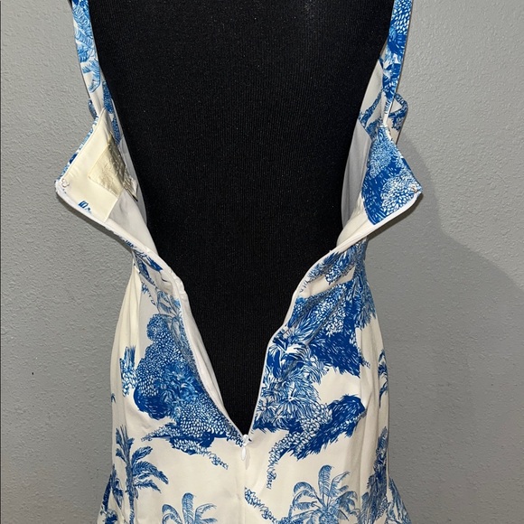 Brand New- Mestiza New York Torero Gown in White Palm Toile 🤍✨ - Picture 12 of 14